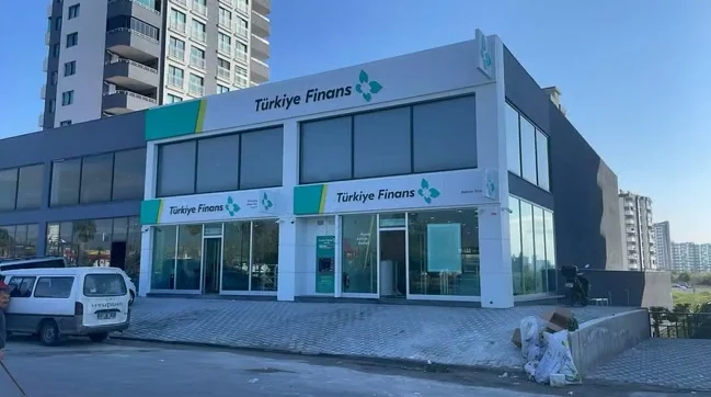 Türkiye Finans’ın köşe parseldeki şube binası, Diyarbakır